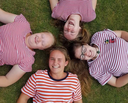 Lotte Celine Griet en Zita : streepjes !